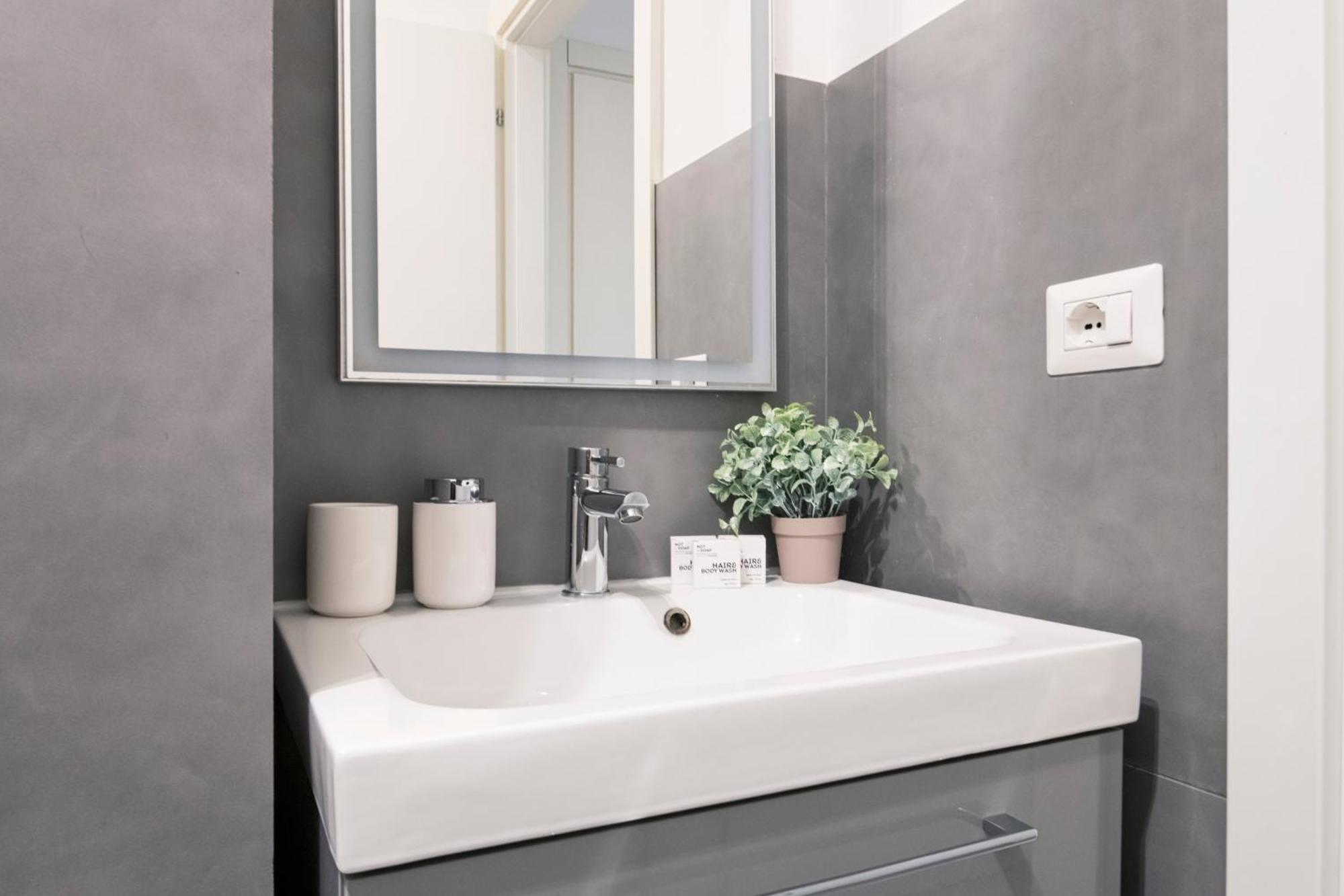 Beautiful Flat Fully Furnished In P.Ta Romana Milaan Buitenkant foto